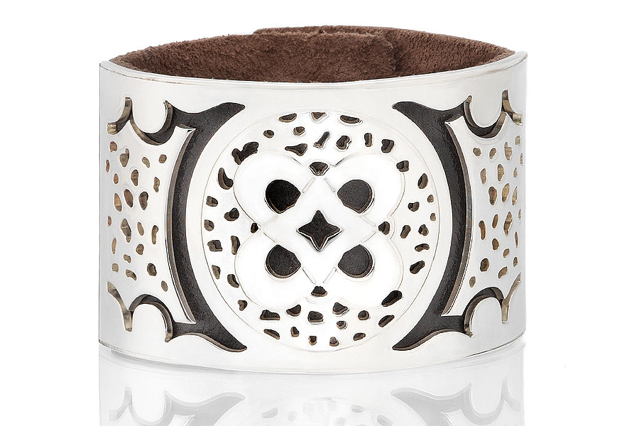 <span style="font-size:24px;">Safari Cuff</span> :  : jb.dzyne jewelry